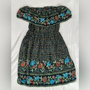 ⭐️EUC⭐️ UNBRANDED DRESS